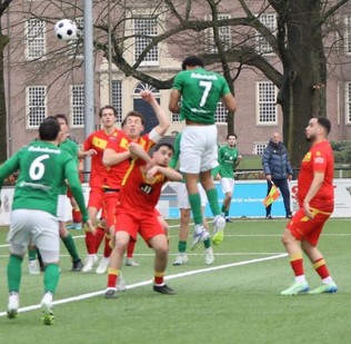 Jonathan wint met zevenklapper