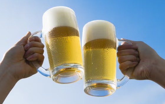 Alcohol alleen in kantine en of tijdelijke terras